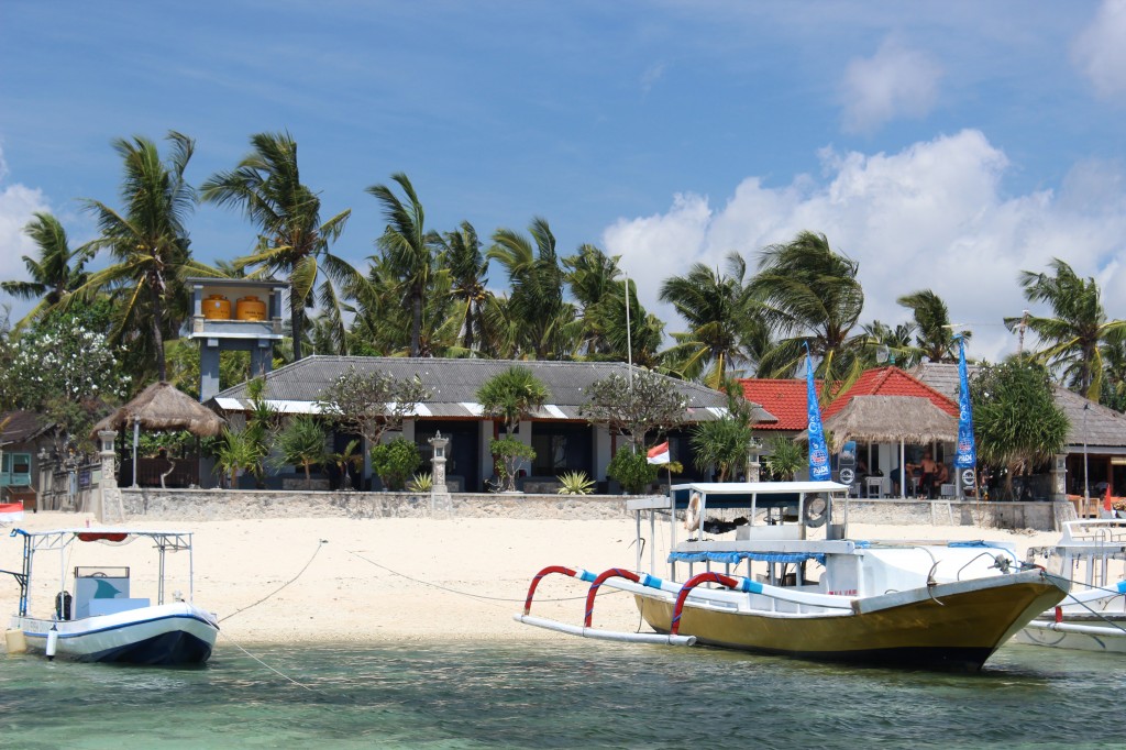 nusa-lembongan-indonesia-september-2012-15