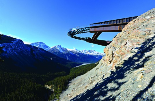 31. Glacier Skywalk